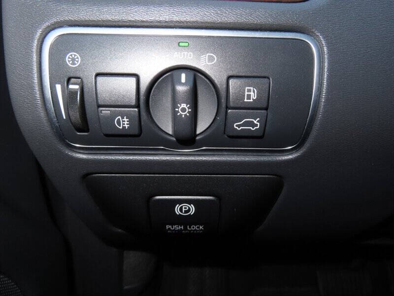 2015 Volvo XC70 3.2 Premier Plus