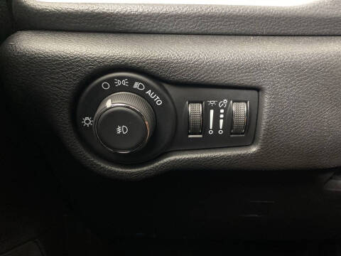 2024 Chrysler Pacifica Touring