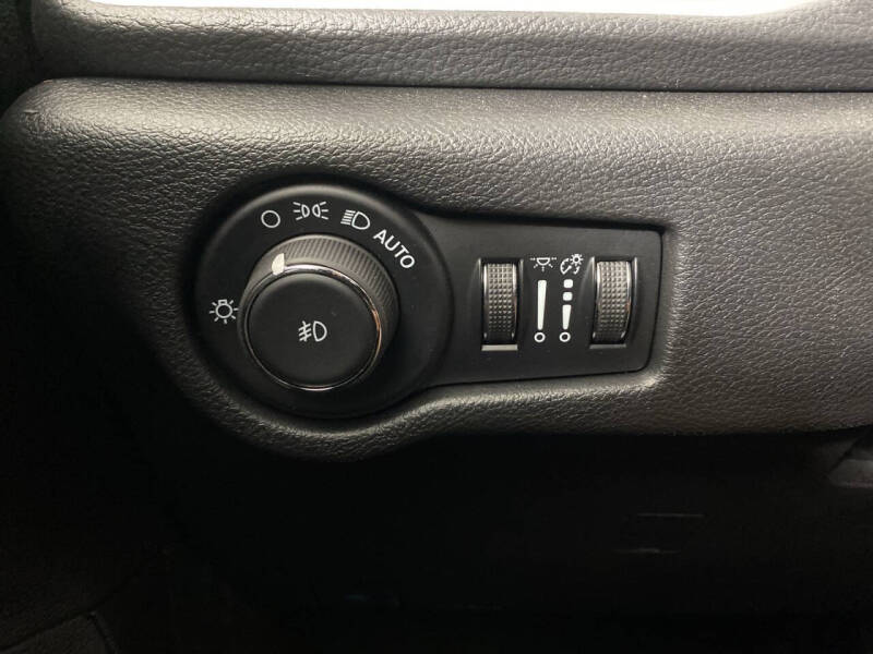 2024 Chrysler Pacifica Touring