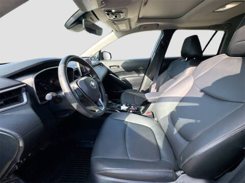 2024 Toyota Corolla Cross XLE