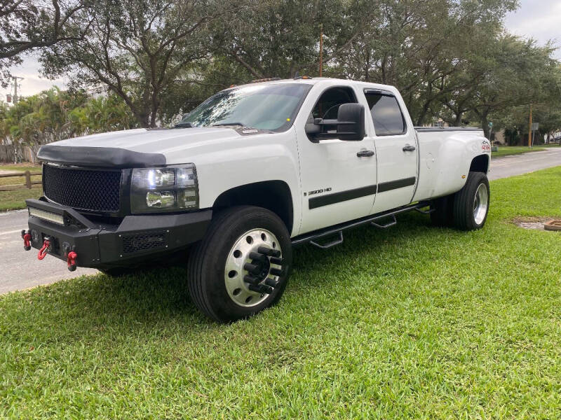 2007 Chevrolet Silverado 3500 LTZ photo 39