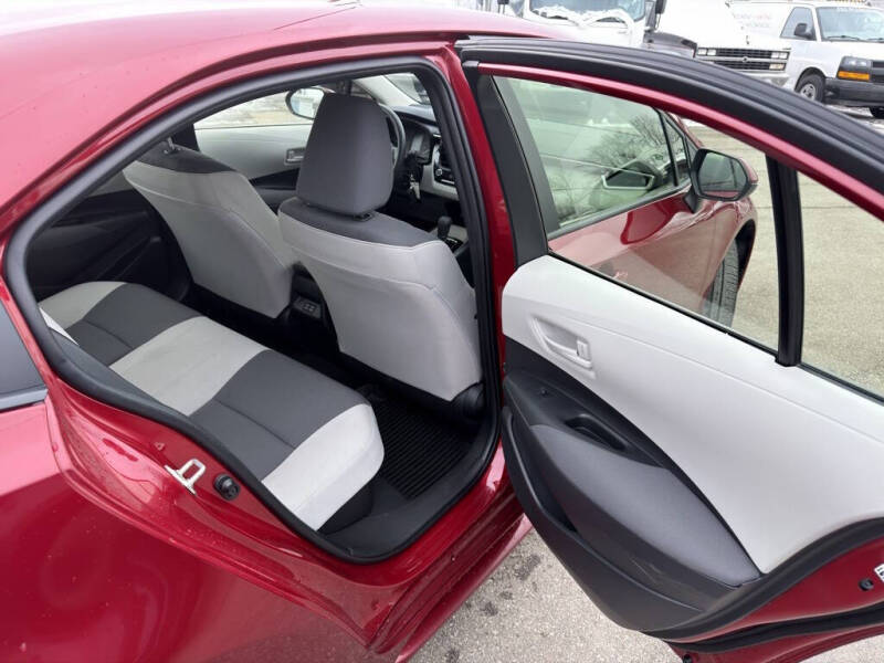 2025 Toyota Corolla Hybrid LE