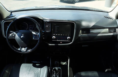 2020 Mitsubishi Outlander SEL