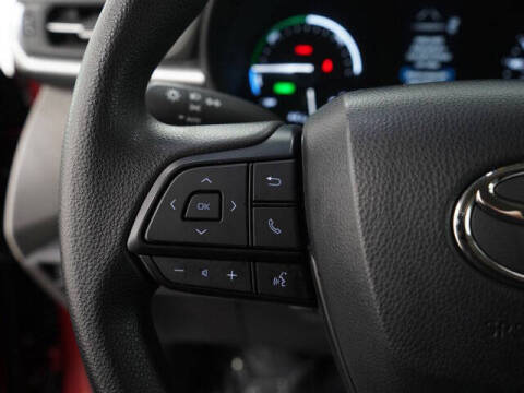 2024 Toyota Sienna LE 8-Passenger