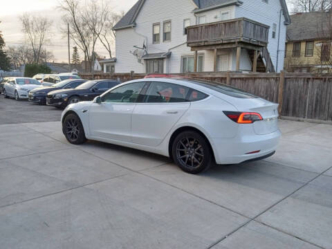 2018 Tesla Model 3 Mid Range
