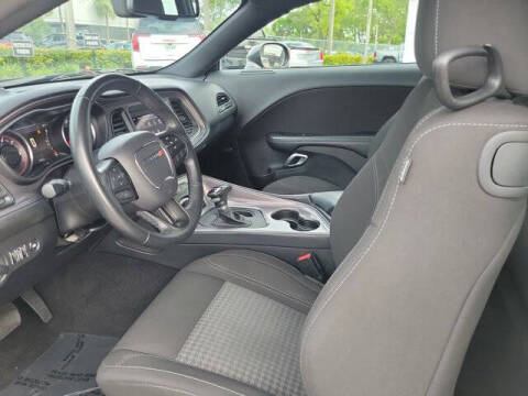 2023 Dodge Challenger SXT