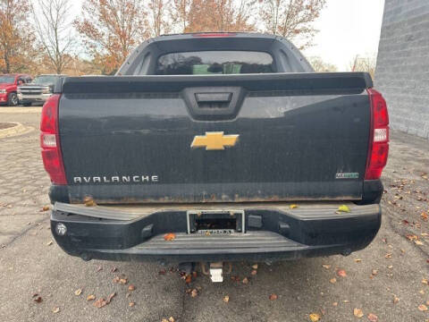 2011 Chevrolet Avalanche LT