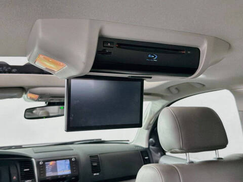2022 Toyota Sequoia Platinum