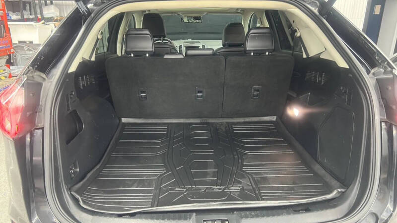 2020 Ford Edge Titanium