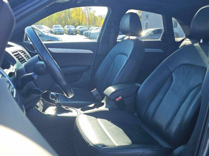 2017 Audi Q3 2.0T quattro Premium