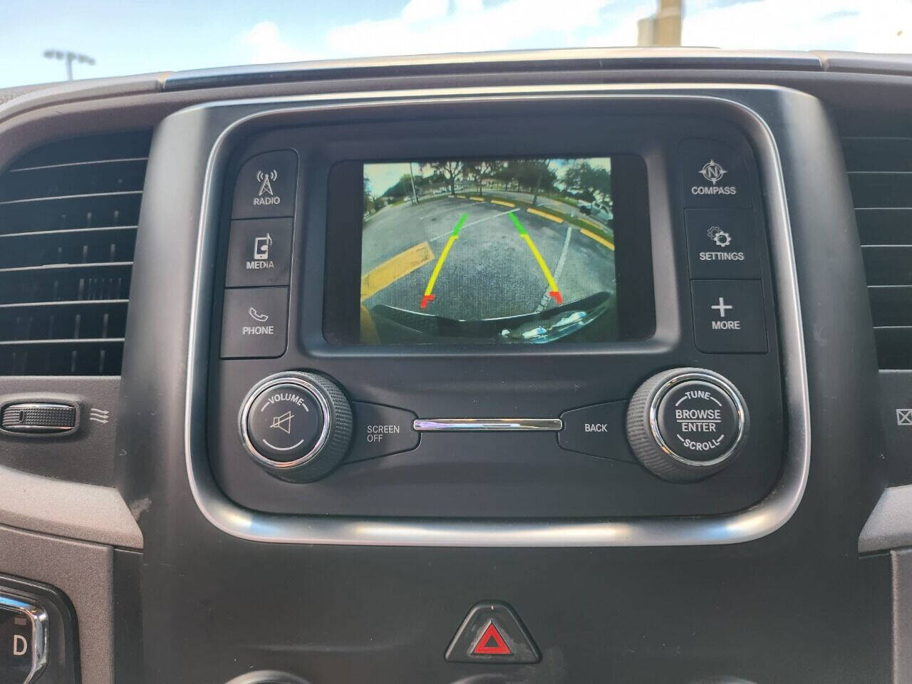 2017 RAM 1500 Pickup - $19,995