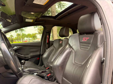 2017 Ford Focus ST