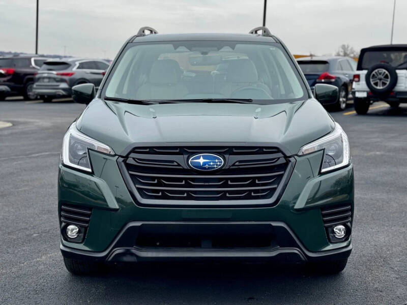 2024 Subaru Forester Premium