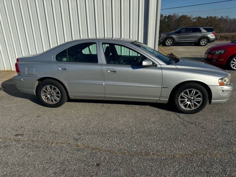 2005 Volvo S60 for sale at UpCountry Motors in Taylors SC