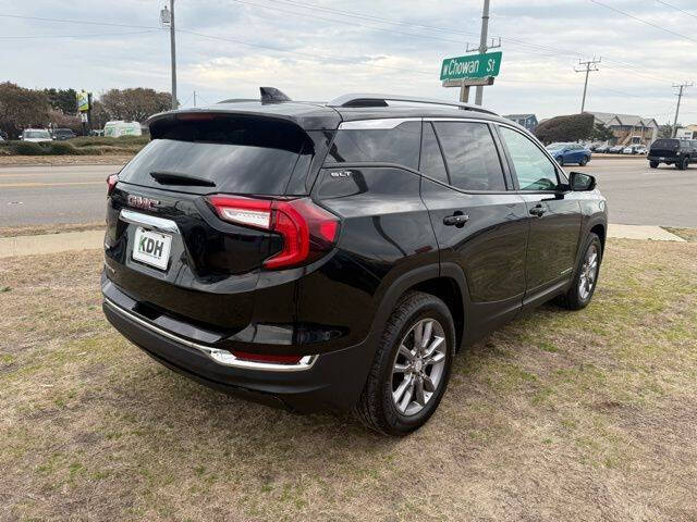 2024 GMC Terrain SLT