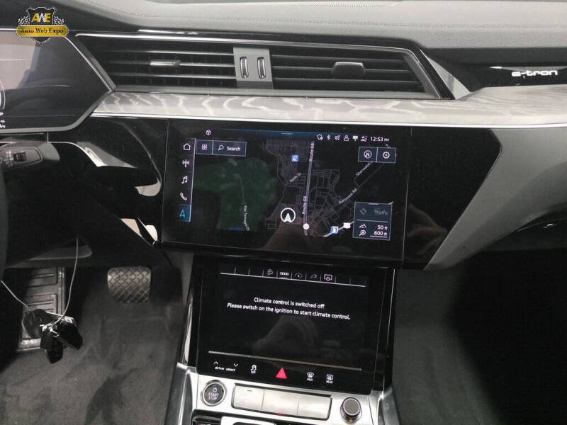 2024 Audi Q8 Sportback e-tron quattro Premium Plus S line