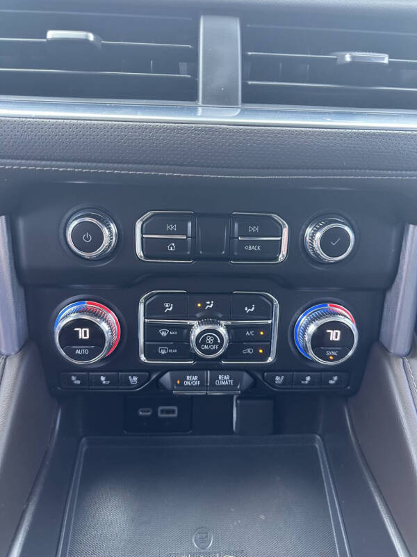 2021 GMC Yukon SLT