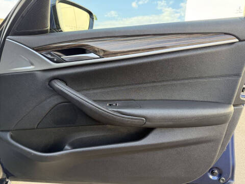 2017 BMW 5 Series 530i