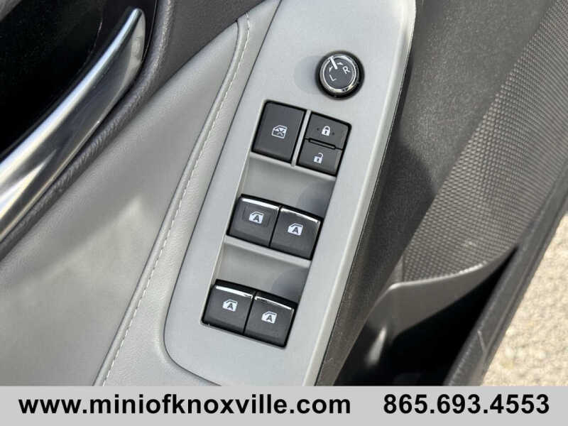 2022 Toyota Avalon XLE