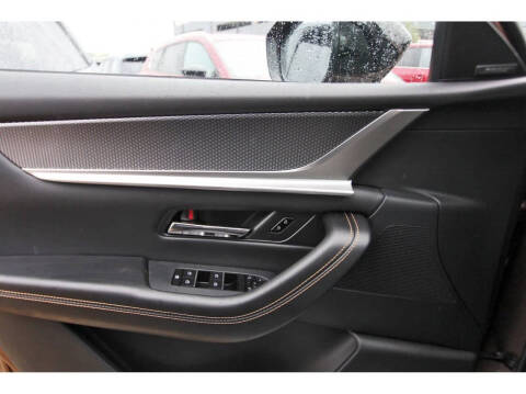 2025 Mazda CX-70 Plug-in Hybrid Premium