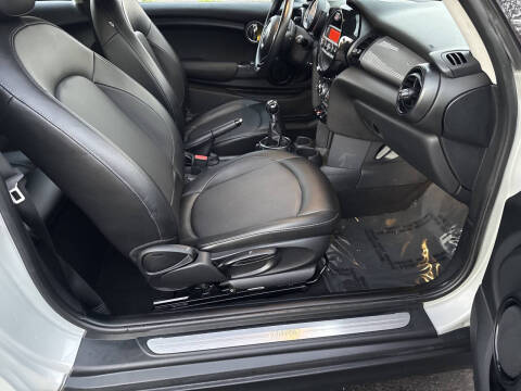 2014 MINI Hardtop Cooper