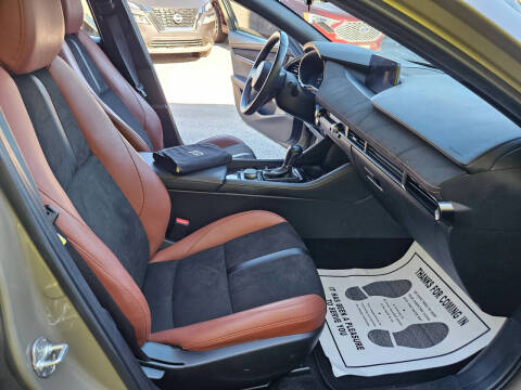 2024 Mazda Mazda3 Hatchback 2.5 Carbon Turbo