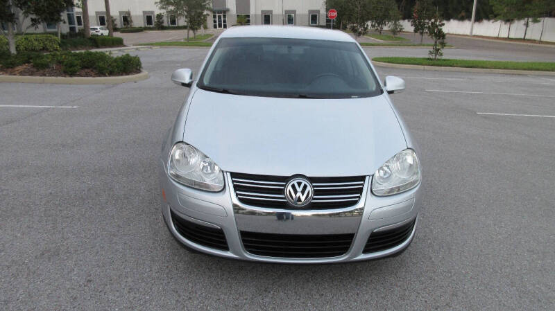 2010 Volkswagen Jetta Limited Edition photo 8