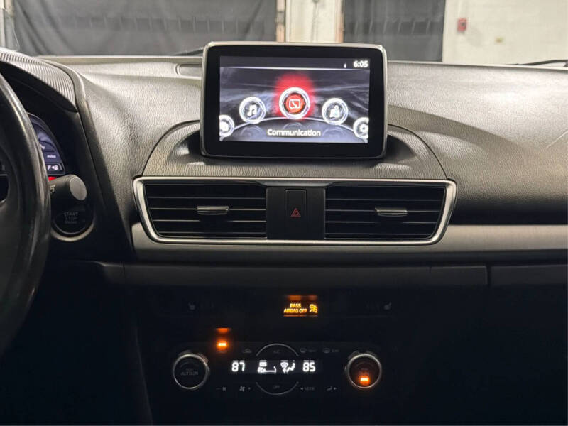 2015 Mazda MAZDA3 s Touring