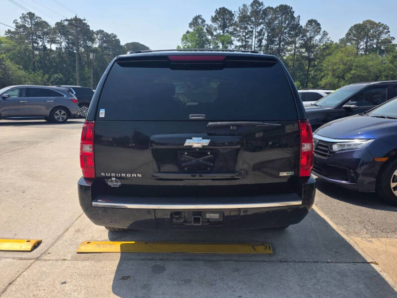 2011 Chevrolet Suburban LTZ