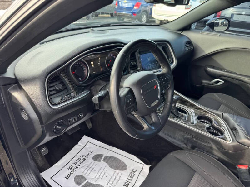 2019 Dodge Challenger SXT