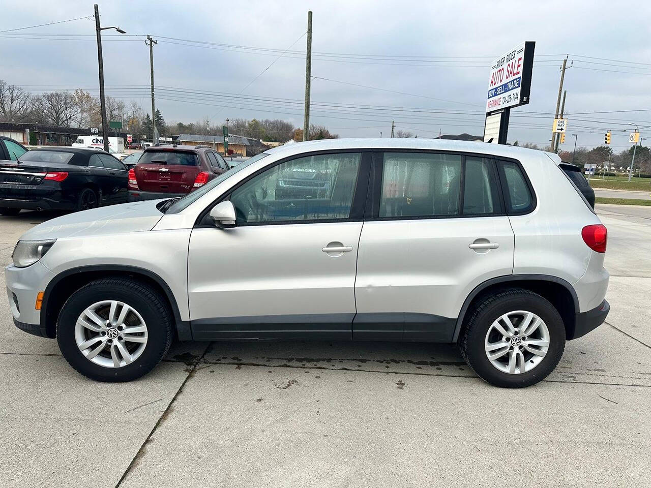 2013 Volkswagen Tiguan for sale at River Rides Auto Sale in Riverview, MI