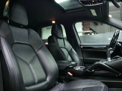 2018 Porsche Cayenne S