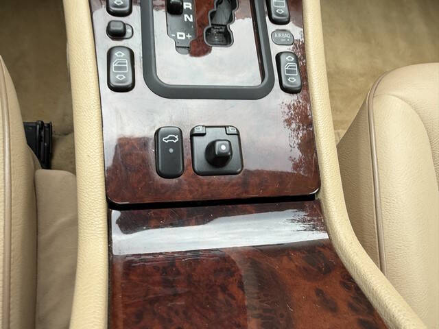 2001 Mercedes-Benz E-Class E 320