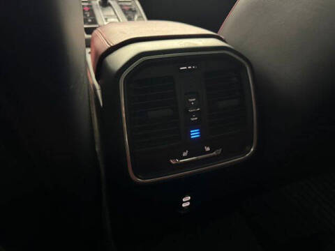 2022 Porsche Macan S