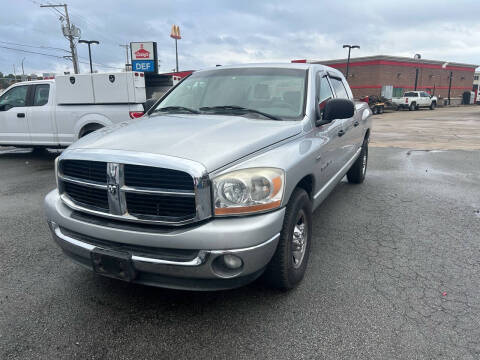 2006 Dodge Ram 1500 for sale at BRYANT AUTO SALES in Bryant AR