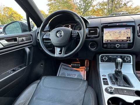 2014 Volkswagen Touareg V6 R-Line