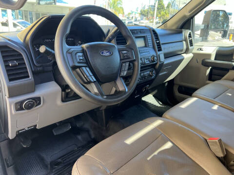 2017 Ford F-350 Super Duty XL