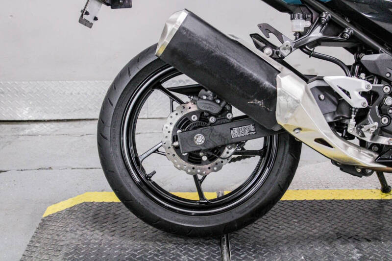 2021 Kawasaki Ninja 400 ABS