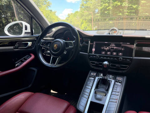 2019 Porsche Macan S