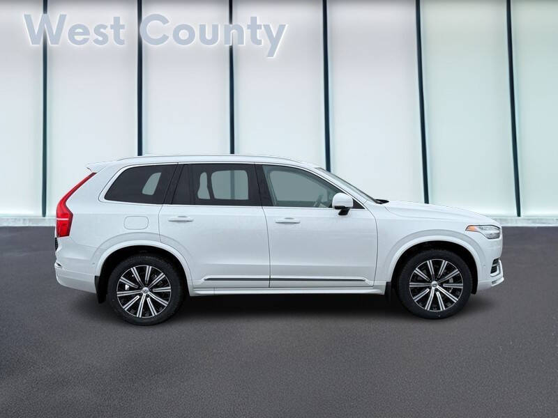 2023 Volvo XC90 B5 Plus Bright Theme