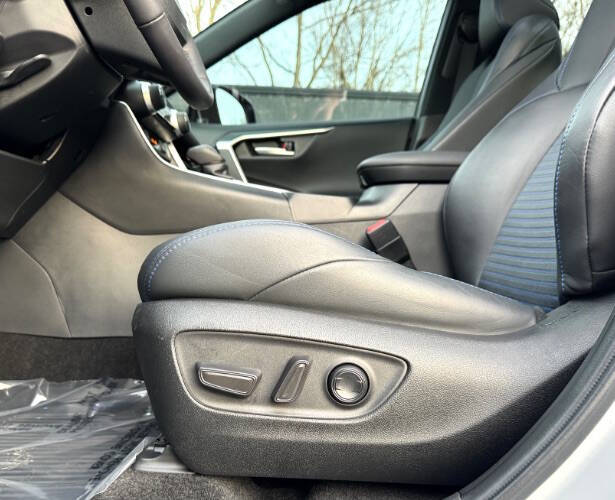 2023 Toyota RAV4 Hybrid XSE