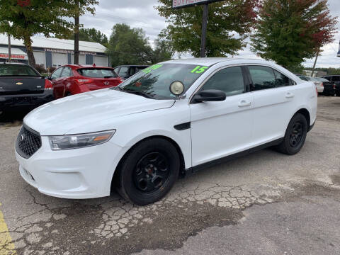 2015 Ford Taurus for sale at ALVAREZ AUTO SALES in Des Moines IA