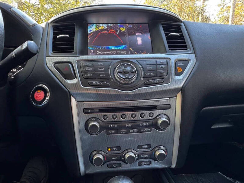 2017 Nissan Pathfinder