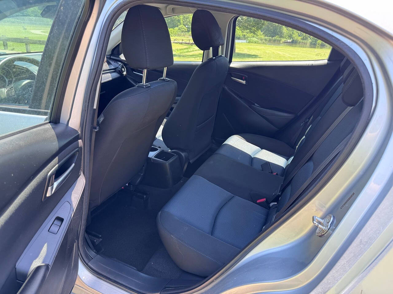 2018 Toyota Yaris iA 10