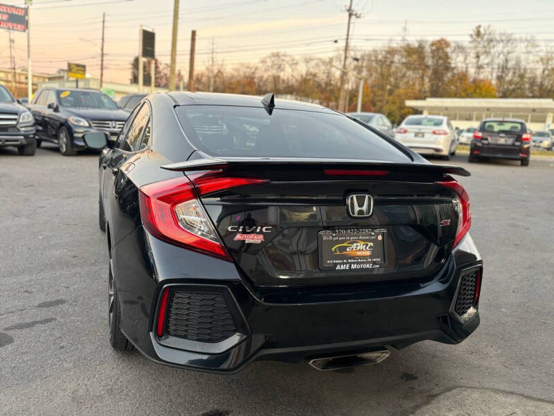 2018 Honda Civic Si photo 12