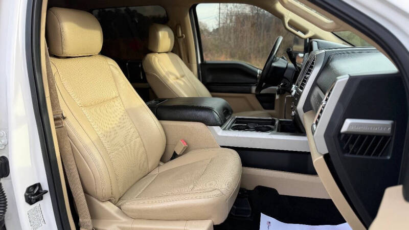 2017 Ford F-350 Super Duty Lariat