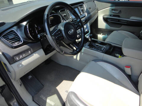 2017 Kia Sedona LX