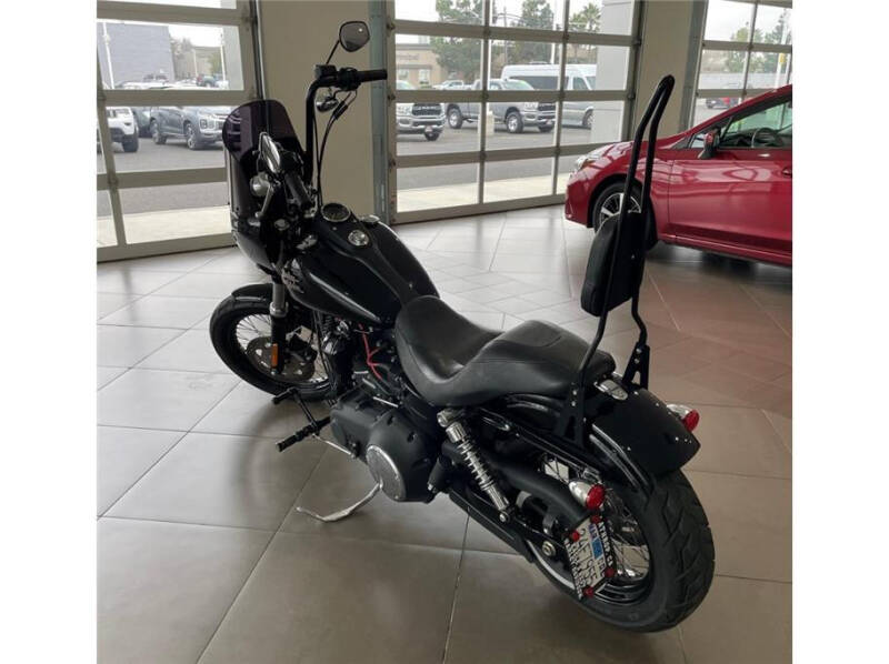 2014 Harley-Davidson FXDB103 / Dyna Street Bob