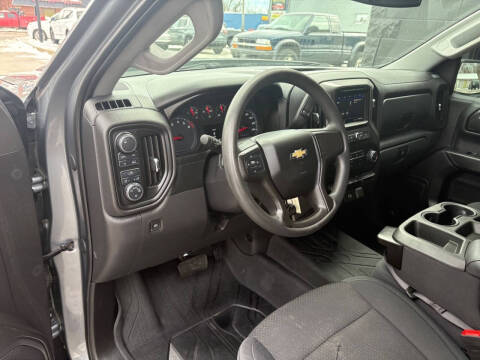 2020 Chevrolet Silverado 1500 Custom