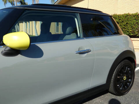 2022 MINI Hardtop 2 Door Cooper SE